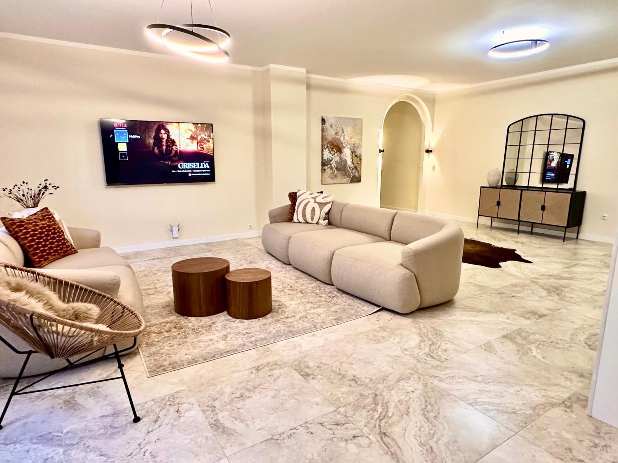 Appartamento Sanierte 5 Luxus Standard Auf 350qm *