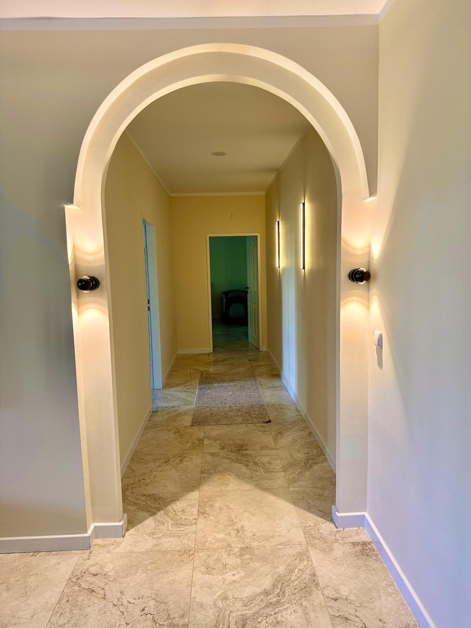 Sanierte 5 Luxus Standard Auf 350qm Appartamento Amburgo