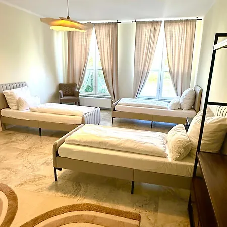 Sanierte 5 Zimmer Luxus Standard Apartment Auf 350Qm Hamburg-Harburg Buitenkant foto
